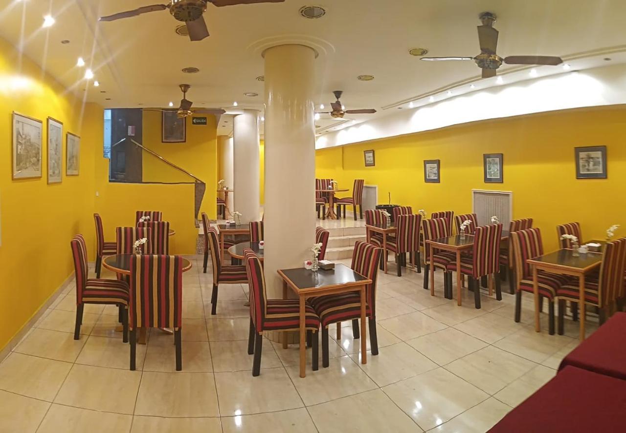 Hotel Tres Sargentos Buenos Aires Bagian luar foto