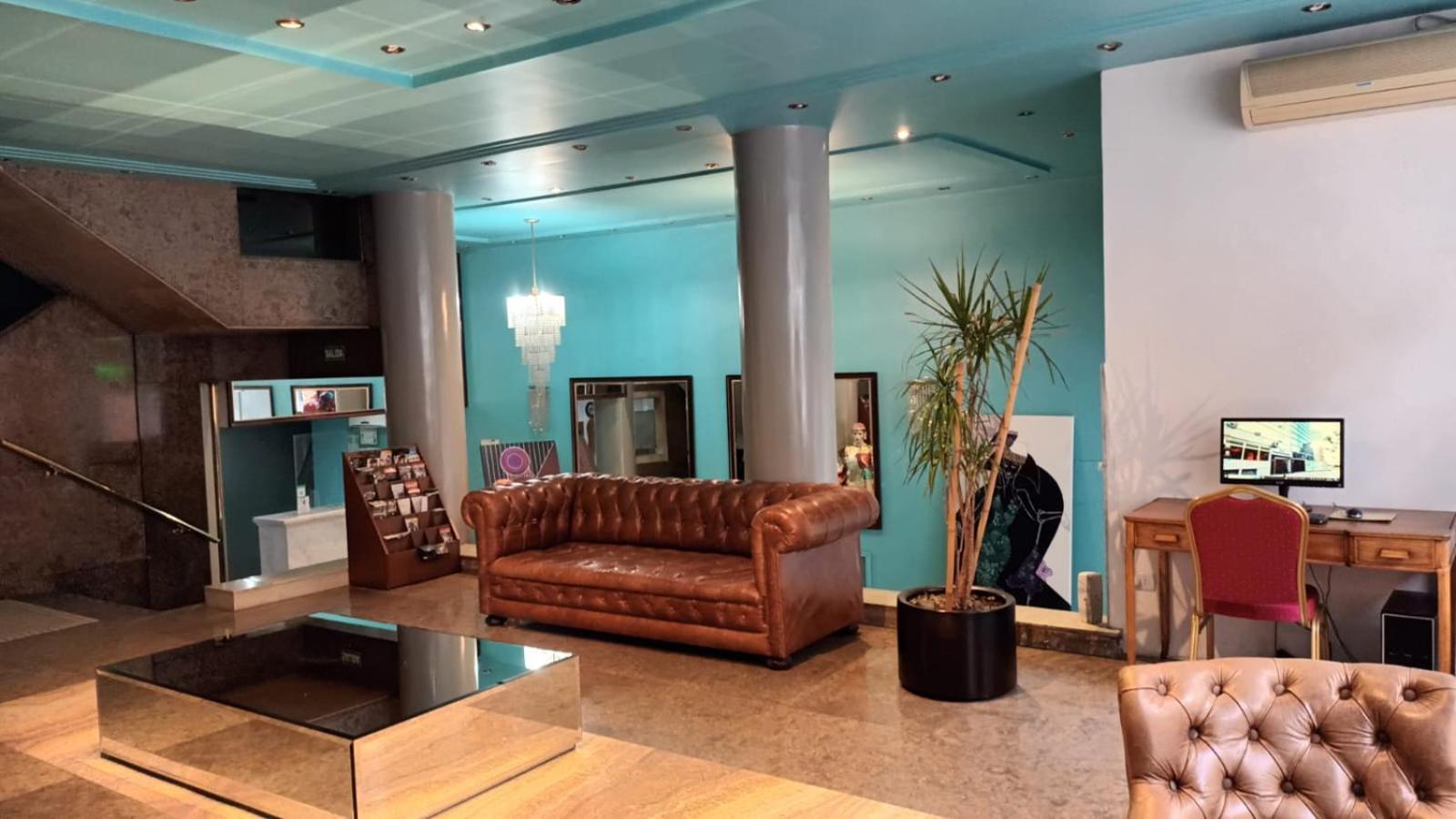 Hotel Tres Sargentos Buenos Aires Bagian luar foto