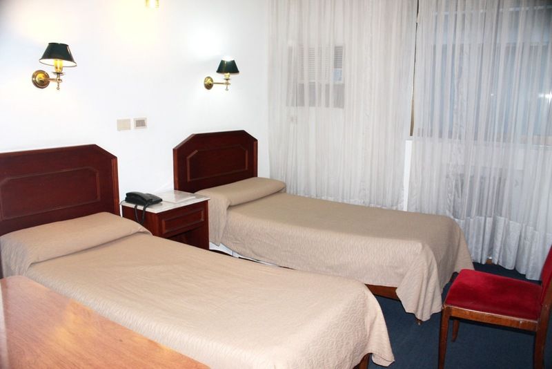 Hotel Tres Sargentos Buenos Aires Bagian luar foto