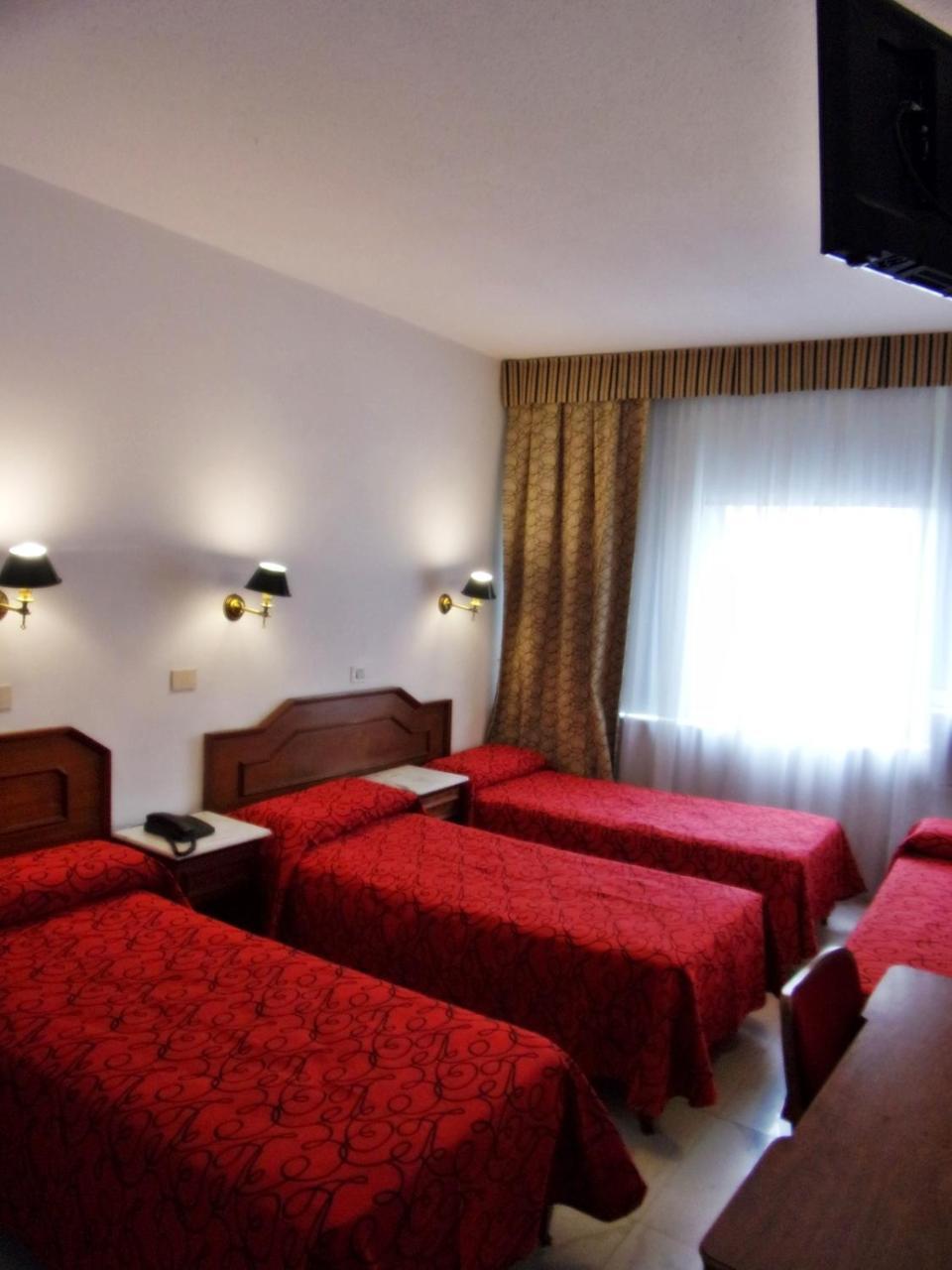 Hotel Tres Sargentos Buenos Aires Bagian luar foto